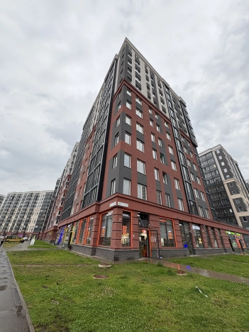 Купить двухкомнатную квартиру на вторичке у метро Фрунзенская в Санкт-Петербурге. Вариант № 10626827, 21, площадь -  квм, цена 9850000 рублей