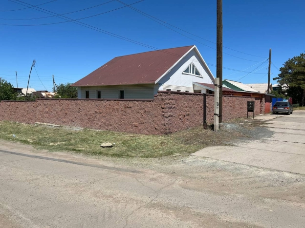 Купить дом в Орске. Вариант № 42186, 3, площадь -  квм, цена 6250000.0000 рублей