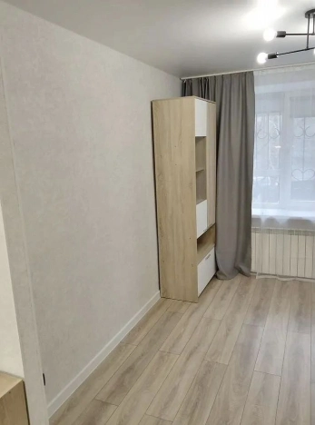 Купить однокомнатную квартиру в районе Октябрьский в Ростове-на-Дону. Вариант № 527795, 4, площадь -  квм, цена 2690000 рублей