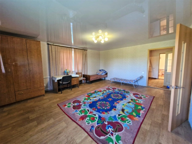 Купить дом в Саратовской области. Вариант № 40649, 3, площадь - квм, цена 4500000 рублей