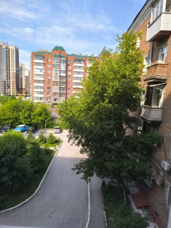 Купить трехкомнатную квартиру на улице Красный проспект в Новосибирске. Вариант № 258147, 4, площадь -  квм, цена 11600000 рублей