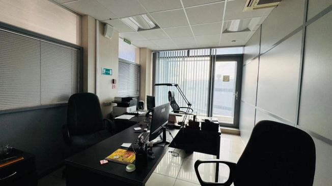 Снять коммерческую недвижимость в Новосибирске. Вариант № 9155726, 2, площадь -  квм, цена 140400 рублей