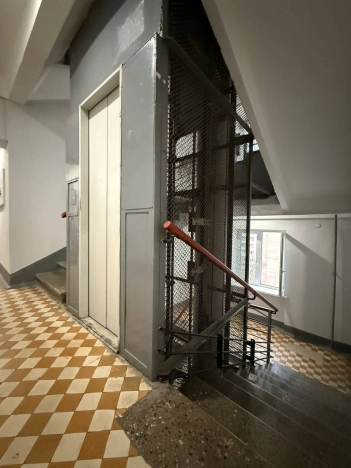 Купить квартиру в Москве. Вариант № 8099952, 22, площадь -  квм, цена 36000000 рублей