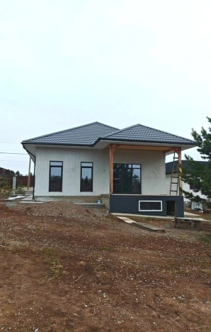 Купить дом на улице Административная в Иркутской области. Вариант № 8335675, 3, площадь - квм, цена 9500000 рублей