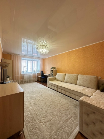 Купить двухкомнатную квартиру в Октябрьском. Вариант № 1890899, 0, площадь -  квм, цена 4640000 рублей