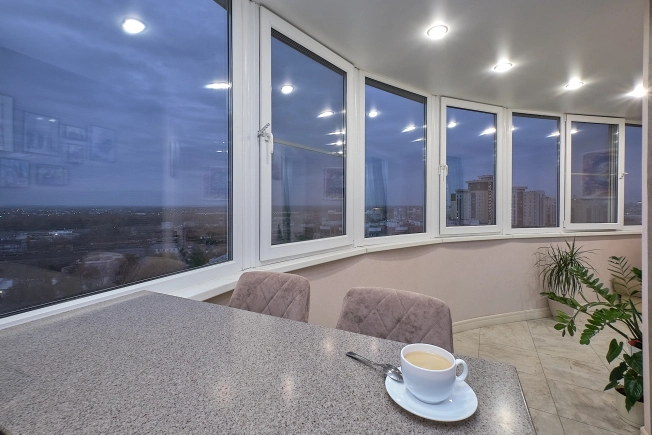 Купить трехкомнатную квартиру в Рязанской области. Вариант № 3300241, 25, площадь -  квм, цена 26000000 рублей