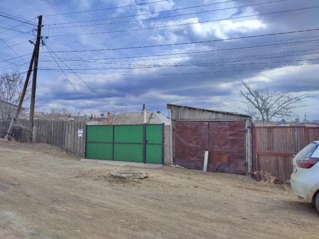 Купить дом в районе Железнодорожный в Улан-Удэ. Вариант № 42959, 7, площадь -  квм, цена 3500000 рублей