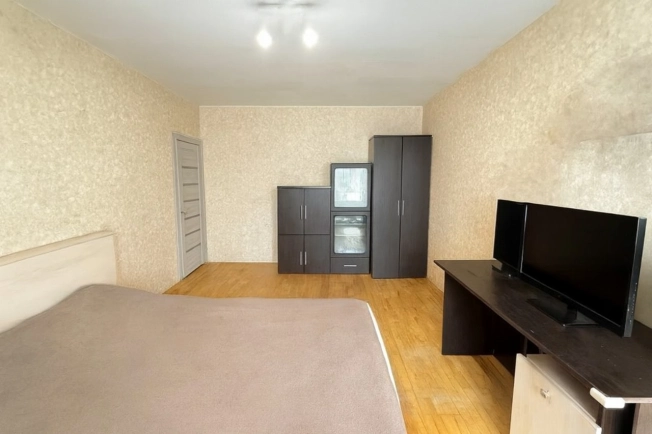 Купить трехкомнатную квартиру на улице Илимская в Москве. Вариант № 10946952, 0, площадь - квм, цена 16450000 рублей