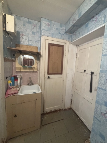 Купить комнату в Стерлитамаке. Вариант № 56923, 5, площадь -  квм, цена 900000 рублей