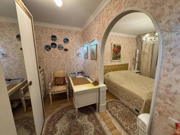 Купить квартиру в Москве. Вариант № 6066219, 3, площадь -  квм, цена 13500000 рублей