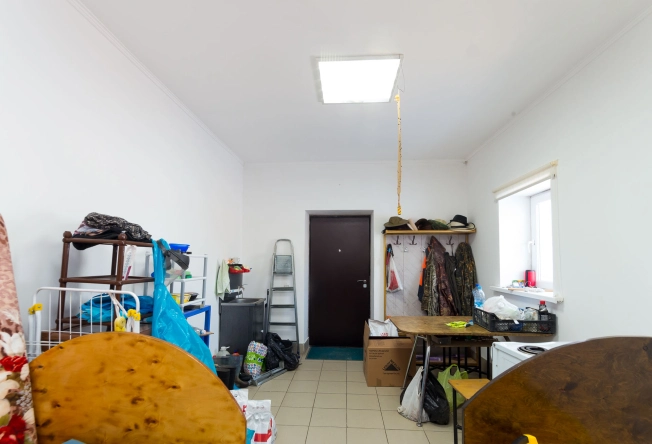 Купить дом на улице Карла Маркса в Тюменской области. Вариант № 1235, 18, площадь -  квм, цена 10000000 рублей