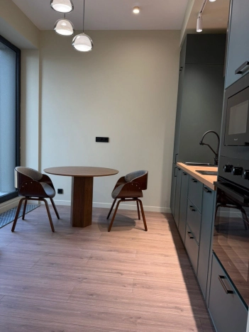 Купить квартиру в Москве. Вариант № 10421041, 12, площадь -  квм, цена 35500000 рублей