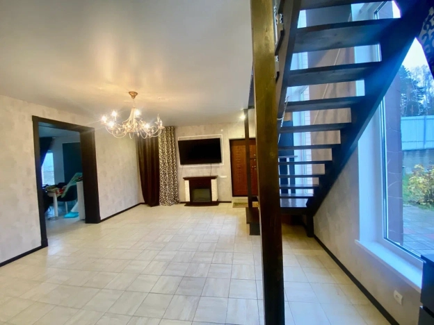 Купить дом в Калуге. Вариант № 10958, 12, площадь -  квм, цена 12990000 рублей