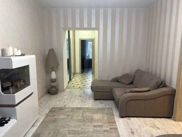 Купить квартиру в Москве. Вариант № 8984286, 1, площадь - квм, цена 18490000 рублей