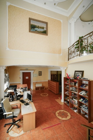 Купить дом в Омске. Вариант № 44414, 2, площадь -  квм, цена 26000000 рублей