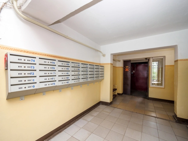 Купить трехкомнатную квартиру в Омске. Вариант № 3994028, 27, площадь -  квм, цена 6900000 рублей