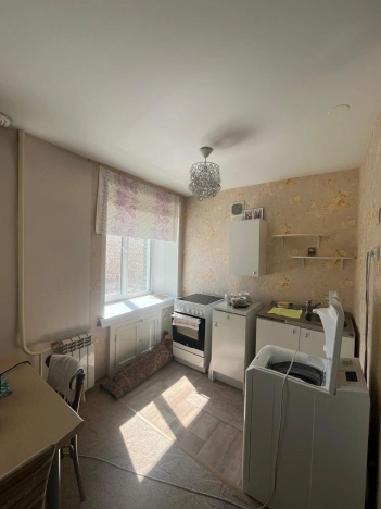 Купить однокомнатную квартиру в ЦАО в Новосибирске. Вариант № 7374, 2, площадь -  квм, цена 4900000 рублей