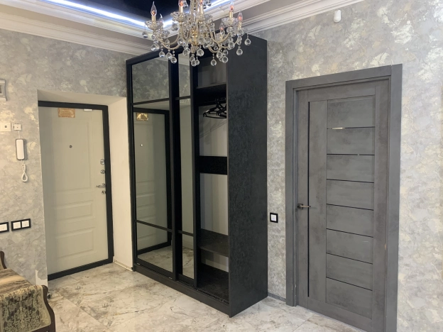 Купить трехкомнатную квартиру в Калуге. Вариант № 16301, 14, площадь -  квм, цена 8400000 рублей