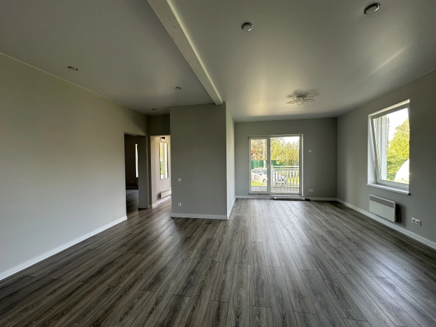 Купить дом в Санкт-Петербурге. Вариант № 2591871, 3, площадь -  квм, цена 9500000 рублей