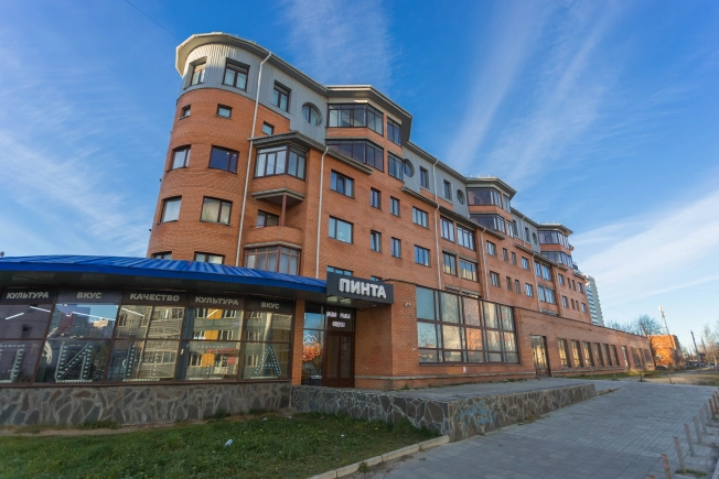 Купить квартиру на улице Андропова в Петрозаводске. Вариант № 8995009, 37, площадь -  квм, цена 9200000 рублей