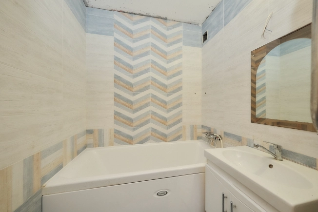 Купить трехкомнатную квартиру в Рязанской области. Вариант № 9289384, 12, площадь -  квм, цена 4500000 рублей