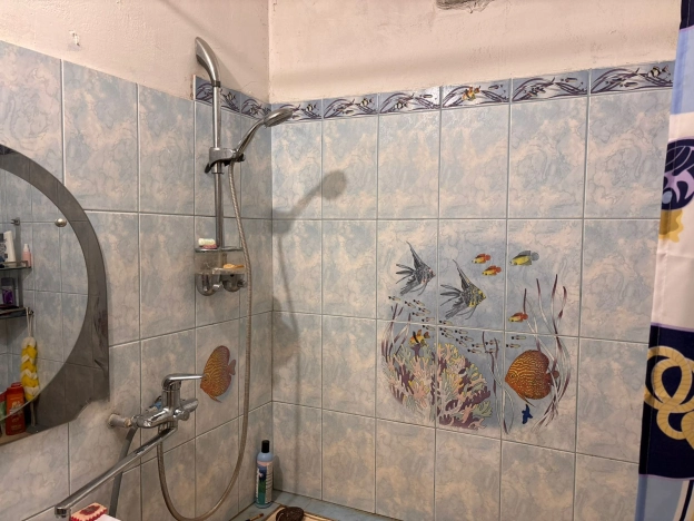 Купить четырехкомнатную квартиру в Новосибирской области. Вариант № 8521501, 3, площадь -  квм, цена 7750000 рублей