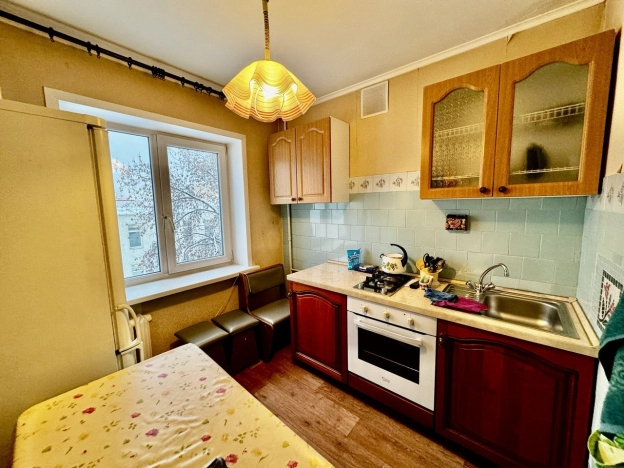 Купить двухкомнатную квартиру в Иркутской области. Вариант № 10593180, 2, площадь -  квм, цена 3579000 рублей