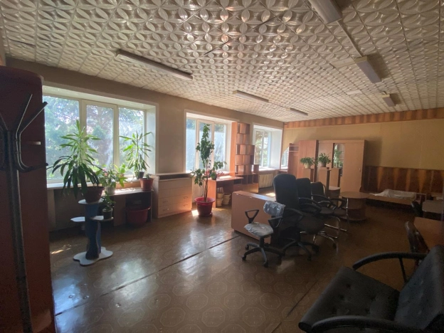 Купить коммерческую недвижимость в Бийске. Вариант № 11153, 17, площадь - квм, цена 18000000 рублей