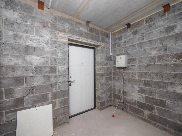 Купить квартиру в Омске. Вариант № 9275330, 14, площадь -  квм, цена 4450000 рублей