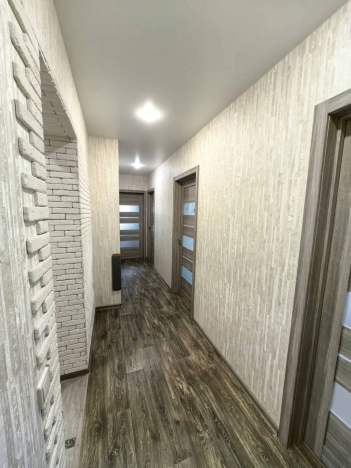 Купить четырехкомнатную квартиру в районе Дзержинский в Волгограде. Вариант № 46656, 14, площадь -  квм, цена 8700000 рублей