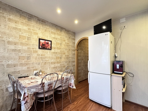 Купить пятикомнатную квартиру в Санкт-Петербурге. Вариант № 3904311, 11, площадь -  квм, цена 15800000 рублей