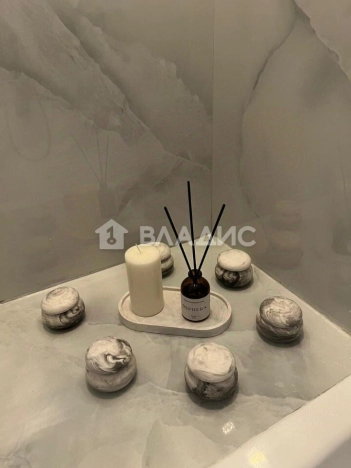 Купить квартиру в Москве. Вариант № 8462786, 6, площадь -  квм, цена 30000000 рублей