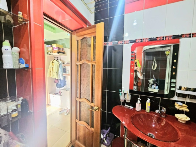 Купить трехкомнатную квартиру в Микрорайоне 29-й, Ангарск в Ангарске. Вариант № 48881, 13, площадь -  квм, цена 4899000 рублей