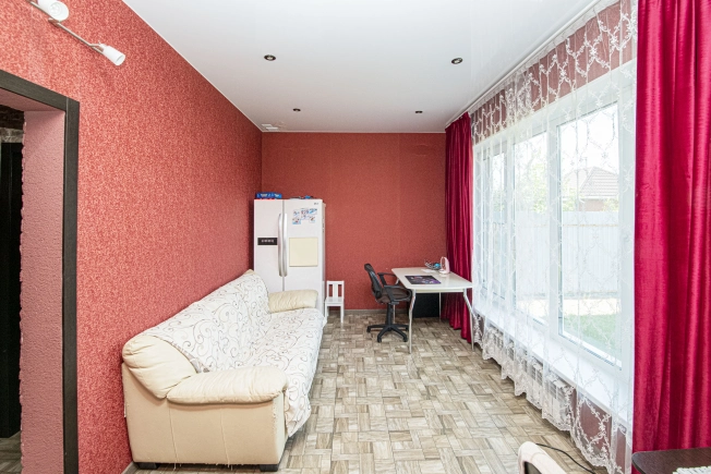 Купить дом на улице Школьная в Нижегородской области. Вариант № 8684619, 28, площадь -  квм, цена 24150000 рублей