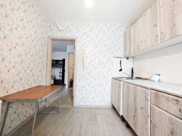 Купить квартиру в районе Калининский в Новосибирске. Вариант № 17442, 10, площадь -  квм, цена 4500000 рублей