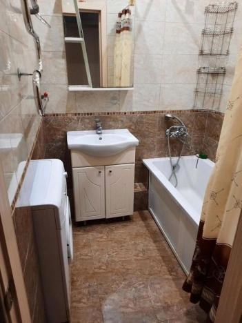 Купить двухкомнатную квартиру в Новосибирской области. Вариант № 10204725, 17, площадь -  квм, цена 5700000 рублей