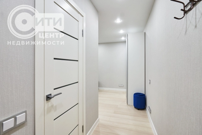 Купить Студию на улице 3-го Интернационала в Воронеже. Вариант № 279034, 3, площадь -  квм, цена 4300000 рублей