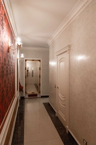 Купить трехкомнатную квартиру в Санкт-Петербурге. Вариант № 10216631, 3, площадь -  квм, цена 25000000 рублей