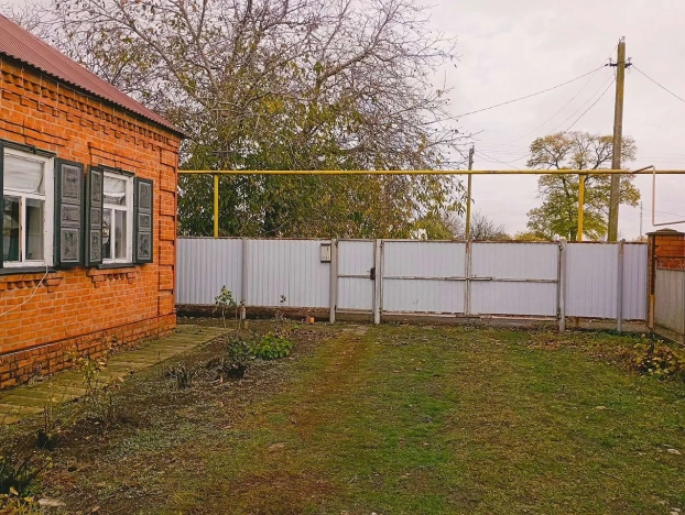 Купить дом на улице Васильковая в Краснодарском крае. Вариант № 45217, 0, площадь -  квм, цена 3800000 рублей