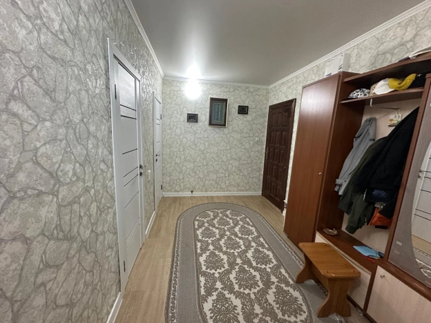 Купить дом в Элисте. Вариант № 5922172, 5, площадь -  квм, цена 17000000 рублей