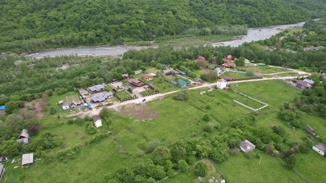 Купить земельный участок на улице Заречная в Республике Адыгея (адыгея). Вариант № 10472040, 7, площадь -  квм, цена 11500000 рублей