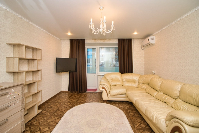 Купить двухкомнатную квартиру в Владимире. Вариант № 8213301, 4, площадь - квм, цена 6500000 рублей