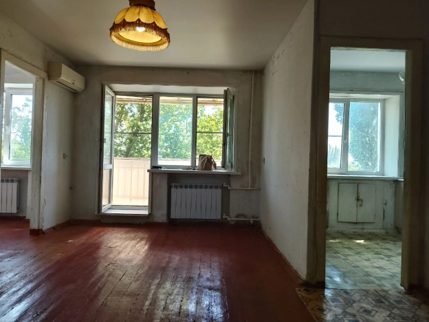 Купить квартиру в районе Кировский в Волгограде. Вариант № 57920, 2, площадь -  квм, цена 2800000 рублей