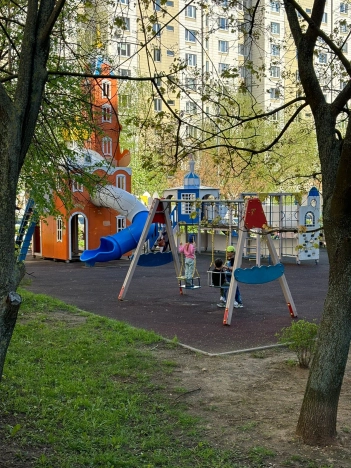 Купить квартиру у метро Пятницкое шоссе в Москве. Вариант № 6988, 21, площадь -  квм, цена 16650000.0000 рублей