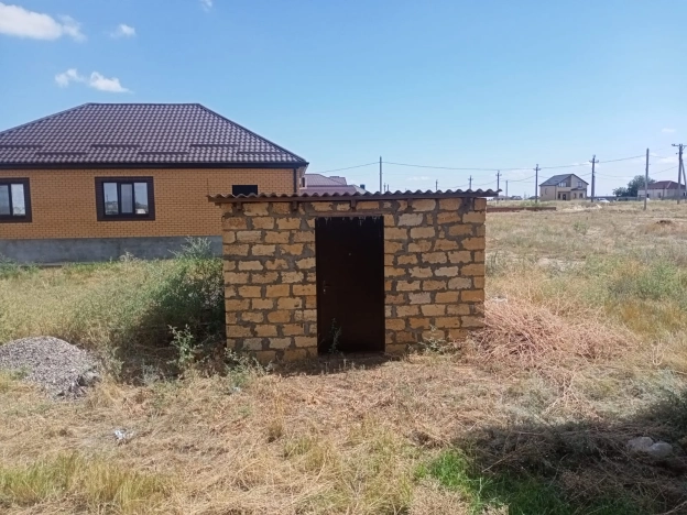 Купить дом на улице проспект имени Петра Анацкого в Элисте. Вариант № 2988843, 5, площадь -  квм, цена 8300000 рублей