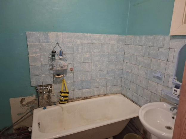 Купить двухкомнатную квартиру в Микрорайоне 15-й, Ангарск в Ангарске. Вариант № 37699, 5, площадь -  квм, цена 3400000 рублей