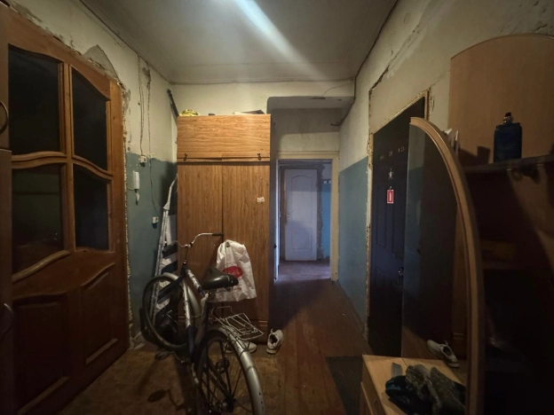 Купить комнату в Иркутской области. Вариант № 33521, 3, площадь -  квм, цена 1100000 рублей