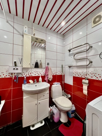 Купить однокомнатную квартиру у метро Бунинская аллея в Подольске. Вариант № 9902741, 6, площадь -  квм, цена 6550000 рублей