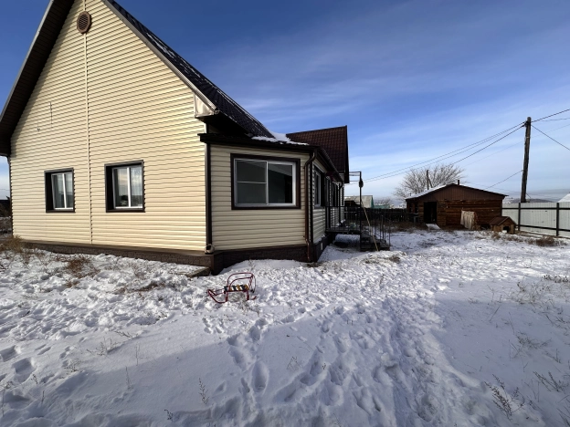 Купить дом в Иркутской области. Вариант № 9325403, 3, площадь -  квм, цена 6500000 рублей