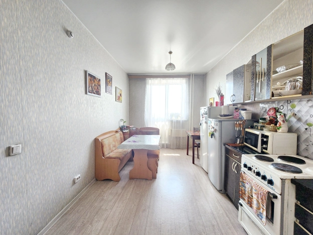 Купить трехкомнатную квартиру на улице Иркутская в Кызыле. Вариант № 9510, 1, площадь - квм, цена 6600000 рублей